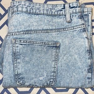 Acid Wash Loose Leg Jeans w/ Rips